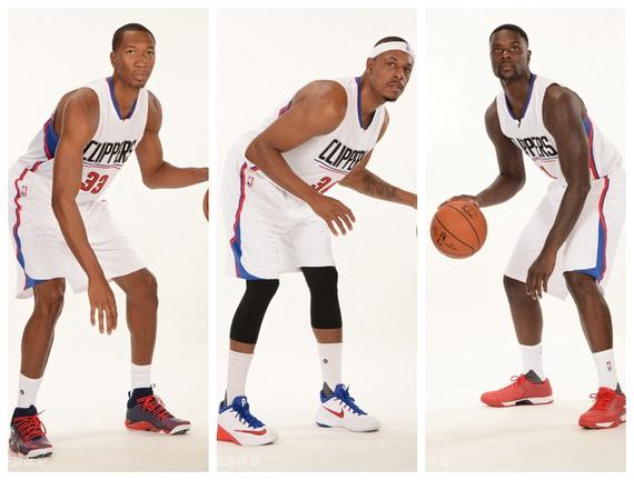 他展示给世 他展示给世